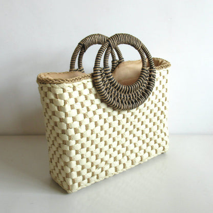 Small Round Cake Hand Carrying Straw Bag